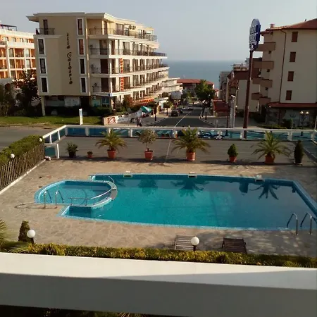 студия скай холидей Apartment *